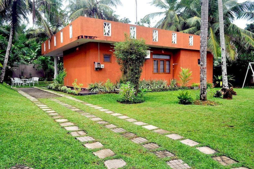 Lavendish Beach Resort Unawatuna Esterno foto